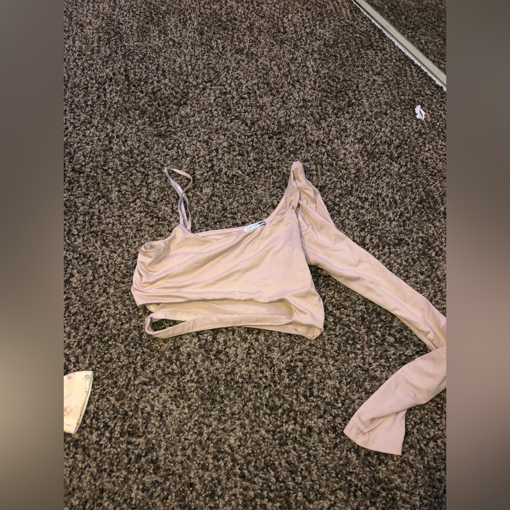 fashion nova top size small